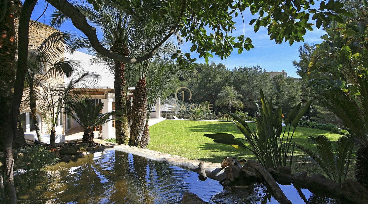 Blakstad Luxury Finca à Ibiza / Can Furnet avec vue sur la ville d'Ibiza et la mer à louer, Ibiza
