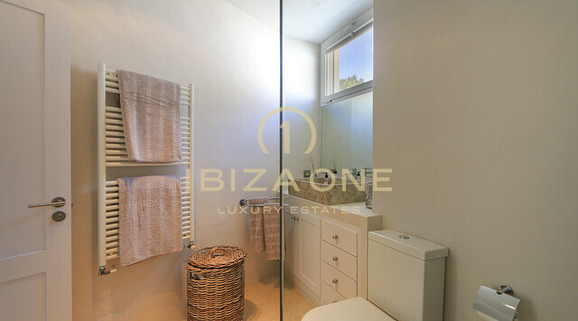 Blakstad Luxe Finca op Ibiza / Can Furnet met uitzicht op Ibiza-stad en de zee te huur, Ibiza