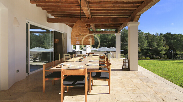 Blakstad Luxe Finca op Ibiza / Can Furnet met uitzicht op Ibiza-stad en de zee te huur, Ibiza