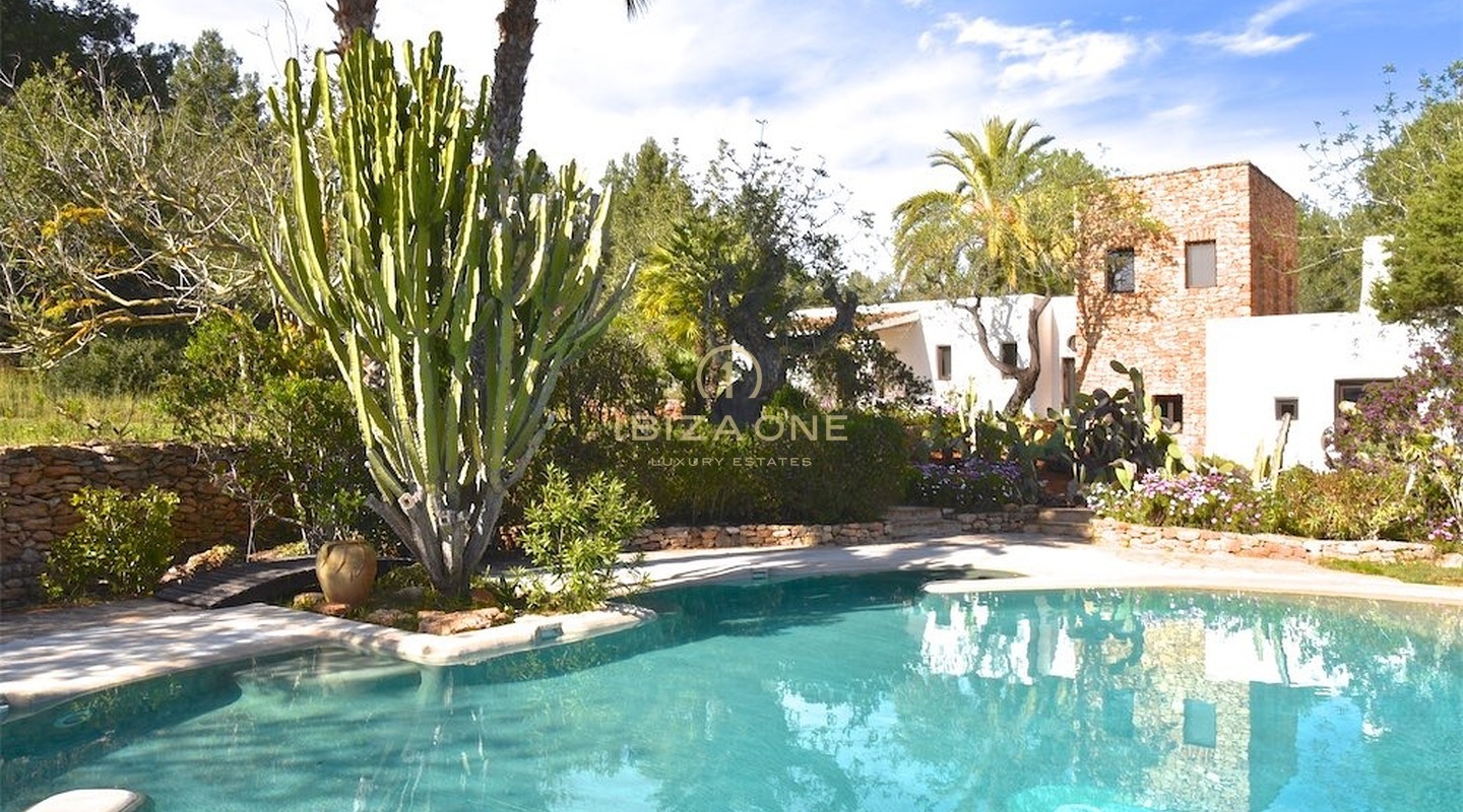 Historic Ibiza finca in Ibiza near Santa Eulalia for sale, Ibiza - Historic Ibiza finca in Ibiza near Santa Eulalia for rent, Ibiza