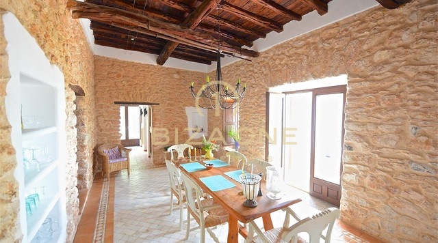 Historische Ibiza-Finca auf Ibiza in der Nähe von Santa Eulalia zu verkaufen, Ibiza - Historische Ibiza-Finca auf Ibiza in der Nähe von Santa Eulalia zu vermieten, Ibiza