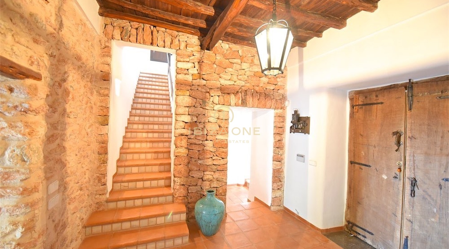 Finca histórica en Ibiza cerca de Santa Eulalia en venta, Ibiza - Finca histórica en Ibiza cerca de Santa Eulalia en alquiler, Ibiza