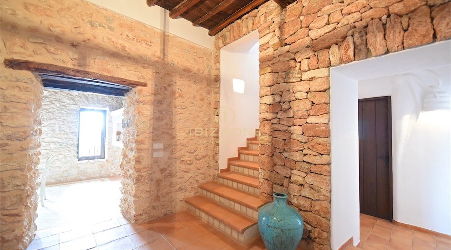 Historische Ibiza-Finca auf Ibiza in der Nähe von Santa Eulalia zu verkaufen, Ibiza - Historische Ibiza-Finca auf Ibiza in der Nähe von Santa Eulalia zu vermieten, Ibiza