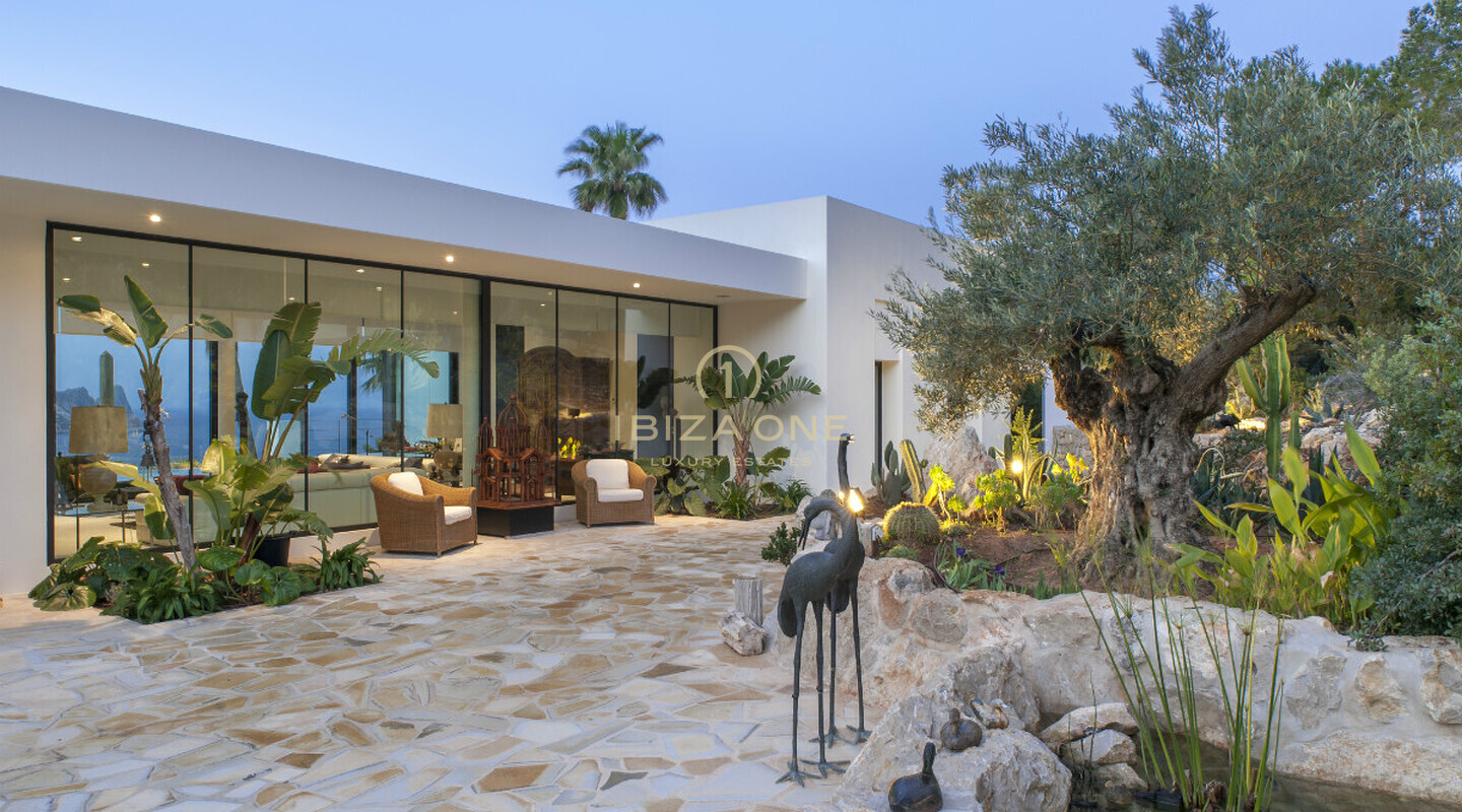 Moderne Luxusvilla auf Ibiza mit Blick auf Es Vedra, das Meer und die Landschaft zu verkaufen, Ibiza - Moderne Luxusvilla auf Ibiza mit Blick auf Es Vedra, das Meer und die Landschaft zu vermieten, Ibiza