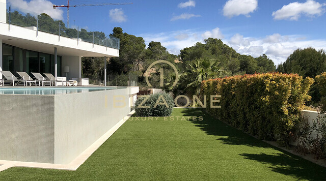 Modern luxury villa in Vista Alegre / Es Cubells with sea views to Formentera for rent, Ibiza