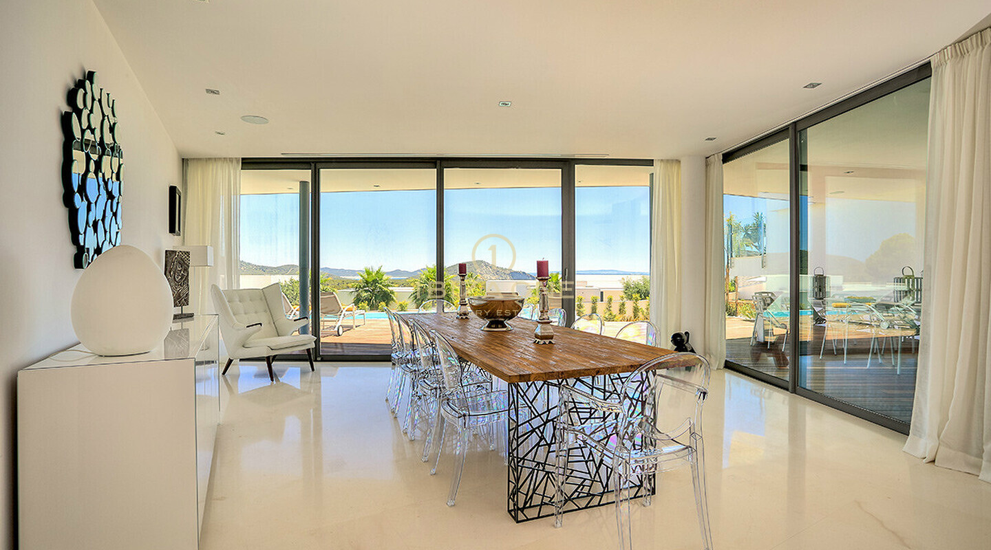 Moderne luxe villa in Vista Alegre / Es Cubells met uitzicht op zee tot Formentera te huur, Ibiza