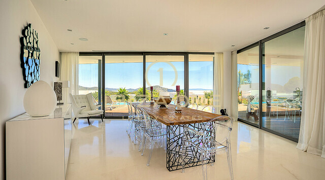 Moderne luxe villa in Vista Alegre / Es Cubells met uitzicht op zee tot Formentera te huur, Ibiza