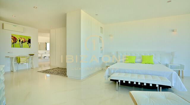 Moderne luxe villa in Vista Alegre / Es Cubells met uitzicht op zee tot Formentera te huur, Ibiza
