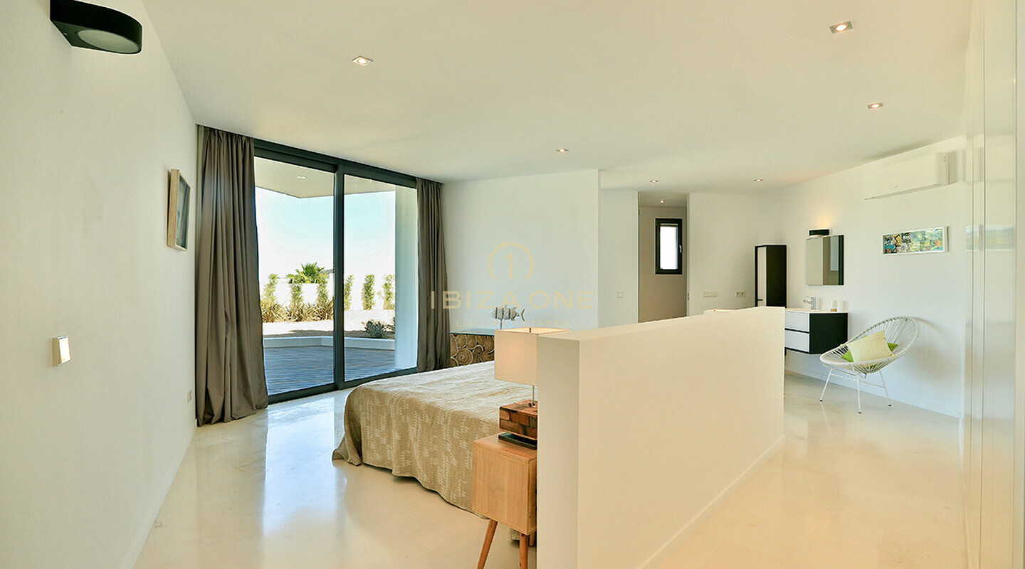 Moderne luxe villa in Vista Alegre / Es Cubells met uitzicht op zee tot Formentera te huur, Ibiza