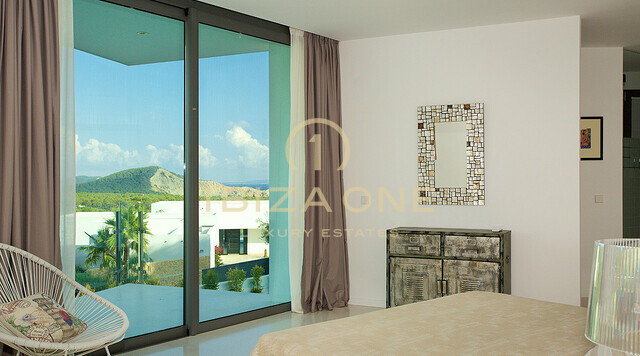 Moderne luxe villa in Vista Alegre / Es Cubells met uitzicht op zee tot Formentera te huur, Ibiza