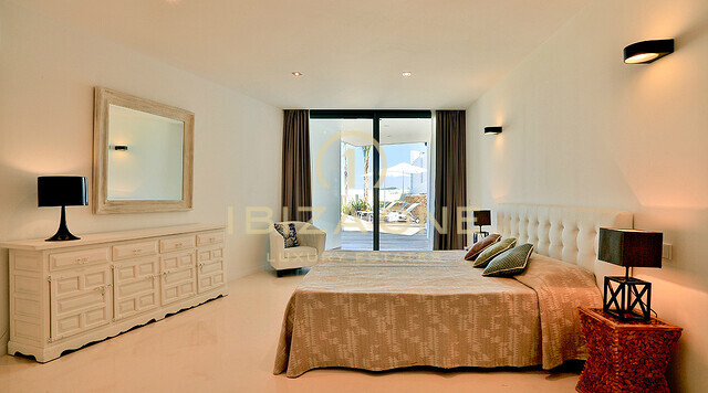 Moderne luxe villa in Vista Alegre / Es Cubells met uitzicht op zee tot Formentera te huur, Ibiza