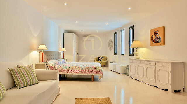 Moderne luxe villa in Vista Alegre / Es Cubells met uitzicht op zee tot Formentera te huur, Ibiza