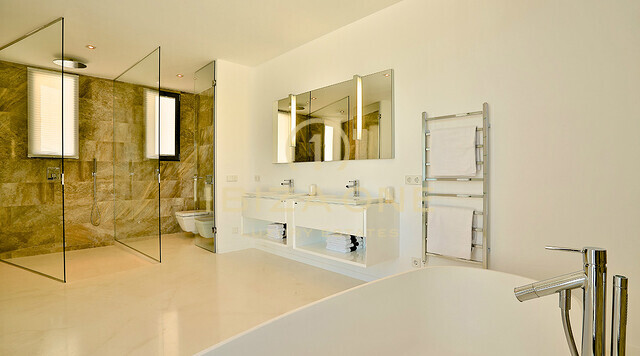 Moderne Luxusvilla in Vista Alegre / Es Cubells mit Meerblick nach Formentera zu vermieten, Ibiza