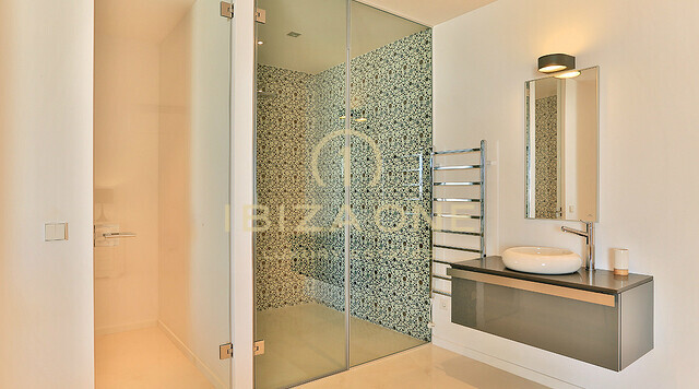 Moderne luxe villa in Vista Alegre / Es Cubells met uitzicht op zee tot Formentera te huur, Ibiza