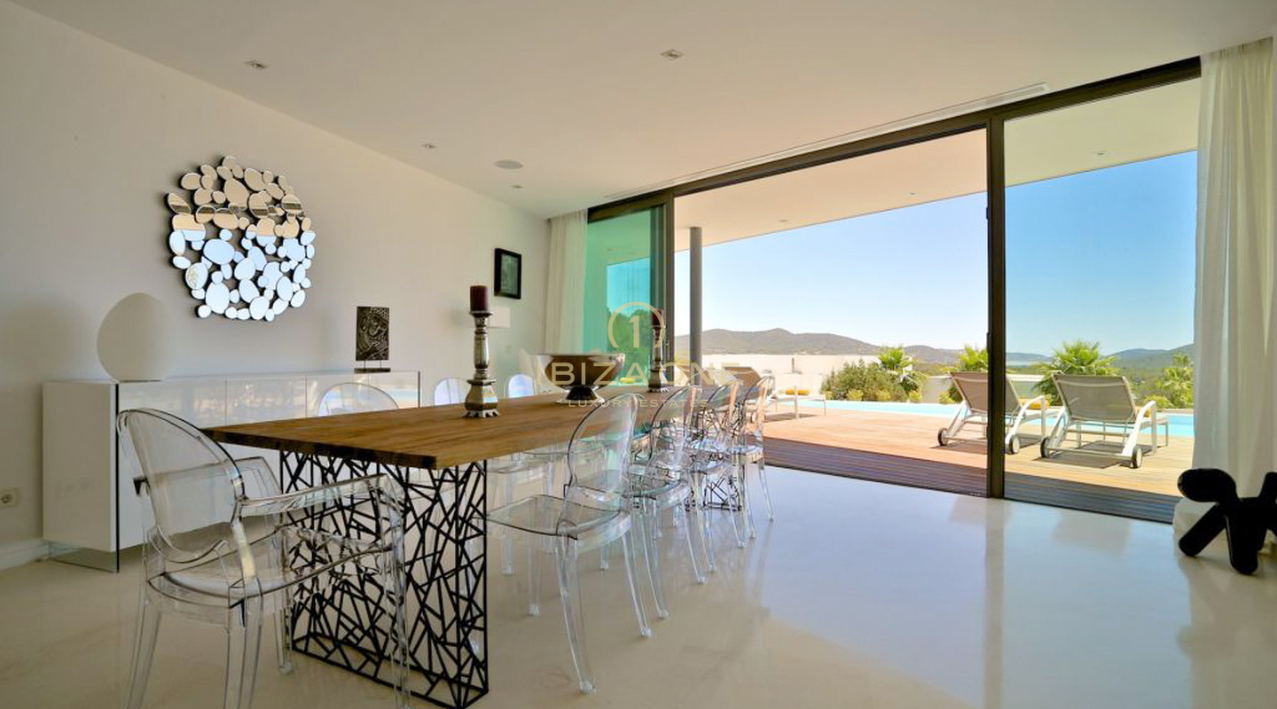 Moderne luxe villa in Vista Alegre / Es Cubells met uitzicht op zee tot Formentera te huur, Ibiza