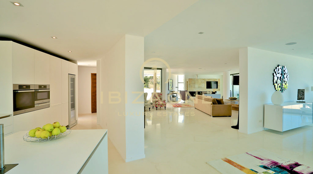 Moderne luxe villa in Vista Alegre / Es Cubells met uitzicht op zee tot Formentera te huur, Ibiza