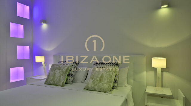 Moderne luxe villa in Vista Alegre / Es Cubells met uitzicht op zee tot Formentera te huur, Ibiza