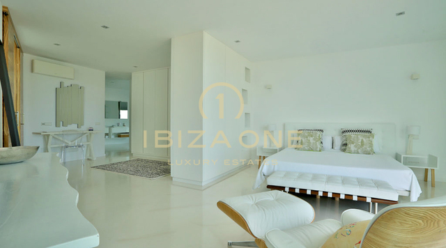 Moderne luxe villa in Vista Alegre / Es Cubells met uitzicht op zee tot Formentera te huur, Ibiza