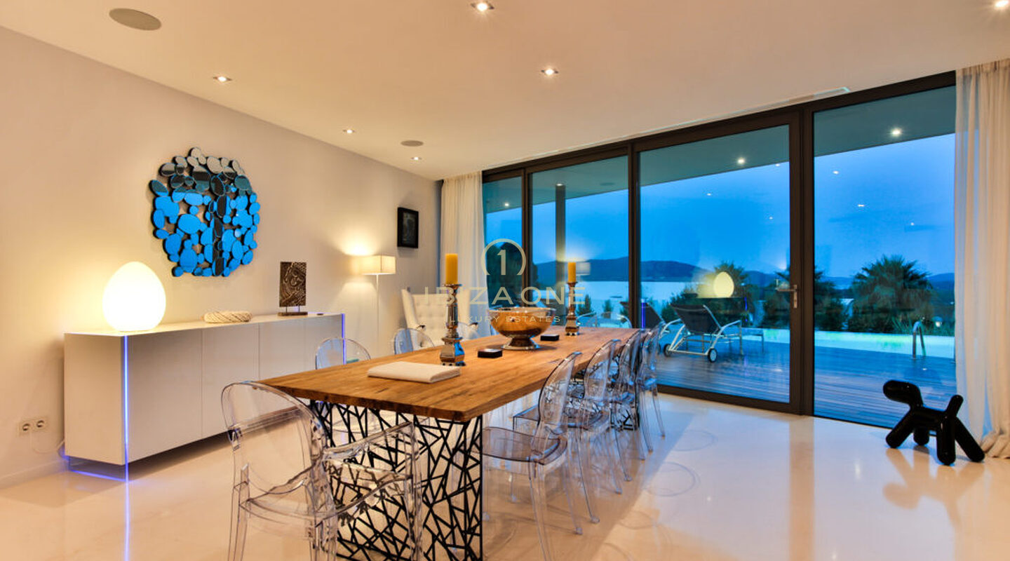 Moderne luxe villa in Vista Alegre / Es Cubells met uitzicht op zee tot Formentera te huur, Ibiza