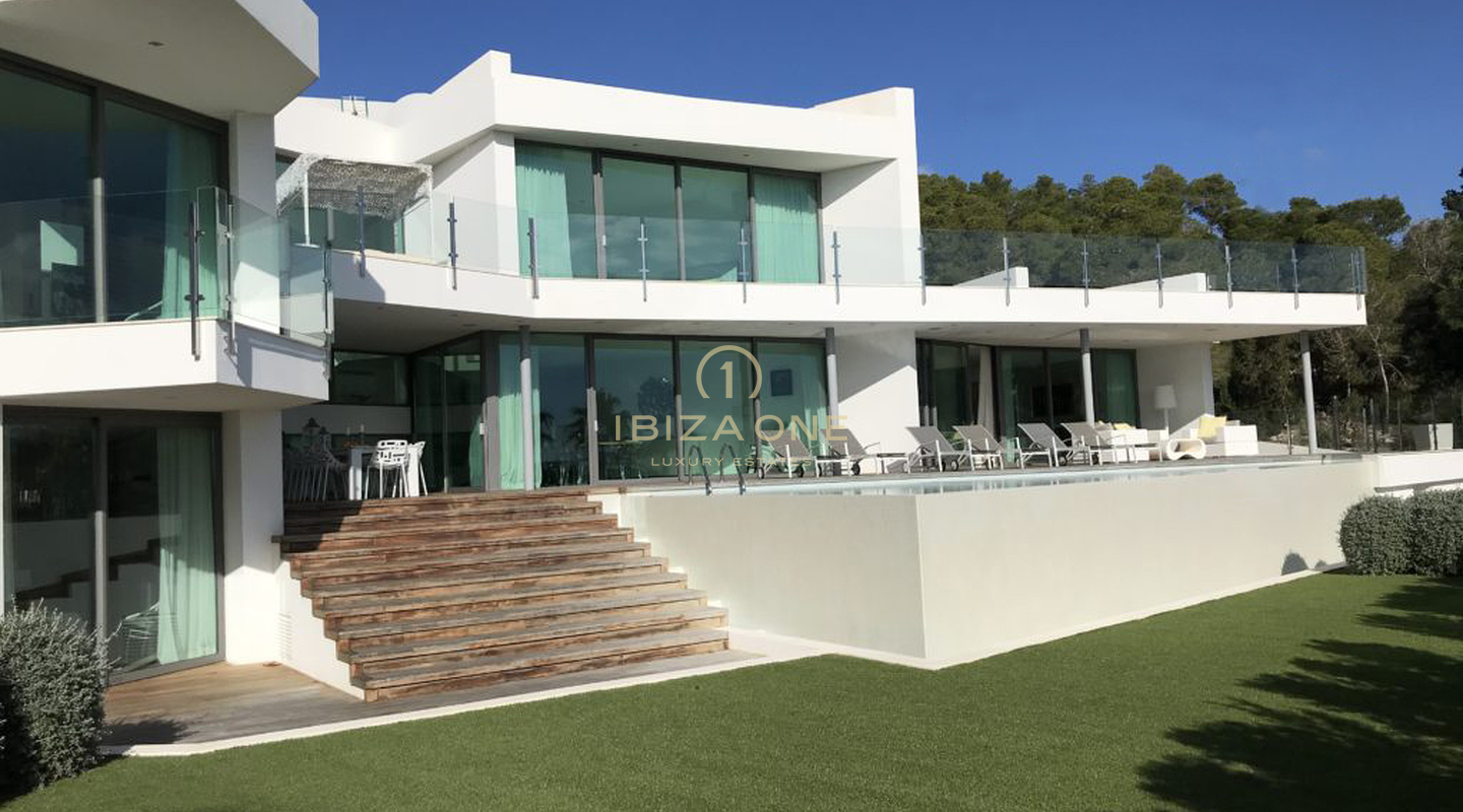 Moderne luxe villa in Vista Alegre / Es Cubells met uitzicht op zee tot Formentera te huur, Ibiza