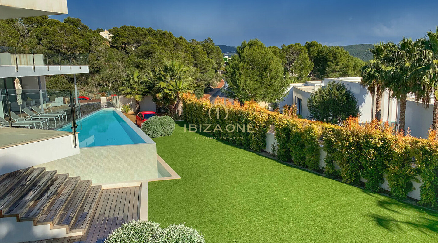Moderne luxe villa in Vista Alegre / Es Cubells met uitzicht op zee tot Formentera te huur, Ibiza