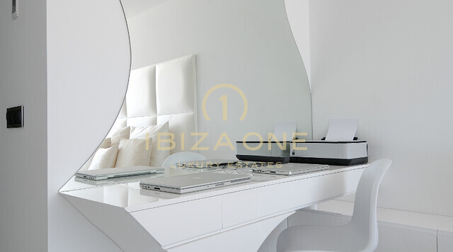 Luxe penthouse in Ibiza / Es Pouet met zeezicht en uitzicht op Dalt Vila te koop, Ibiza - Luxe penthouse in Ibiza / Es Pouet met zeezicht en uitzicht op Dalt Vila te huur, Ibiza
