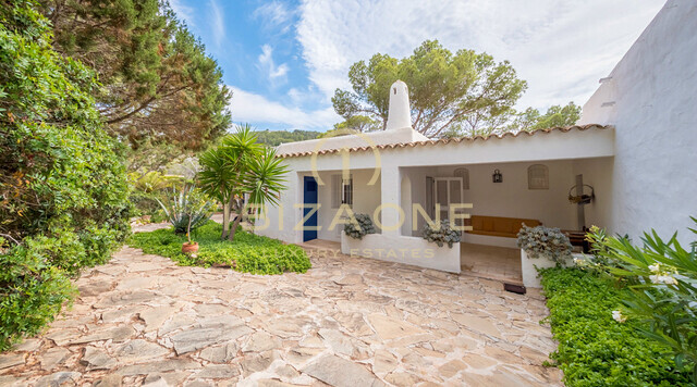 Prachtige finca op Ibiza met privétoegang tot de zee en panoramisch uitzicht te koop, Ibiza - Prachtige finca op Ibiza met privétoegang tot de zee en panoramisch uitzicht te huur, Ibiza