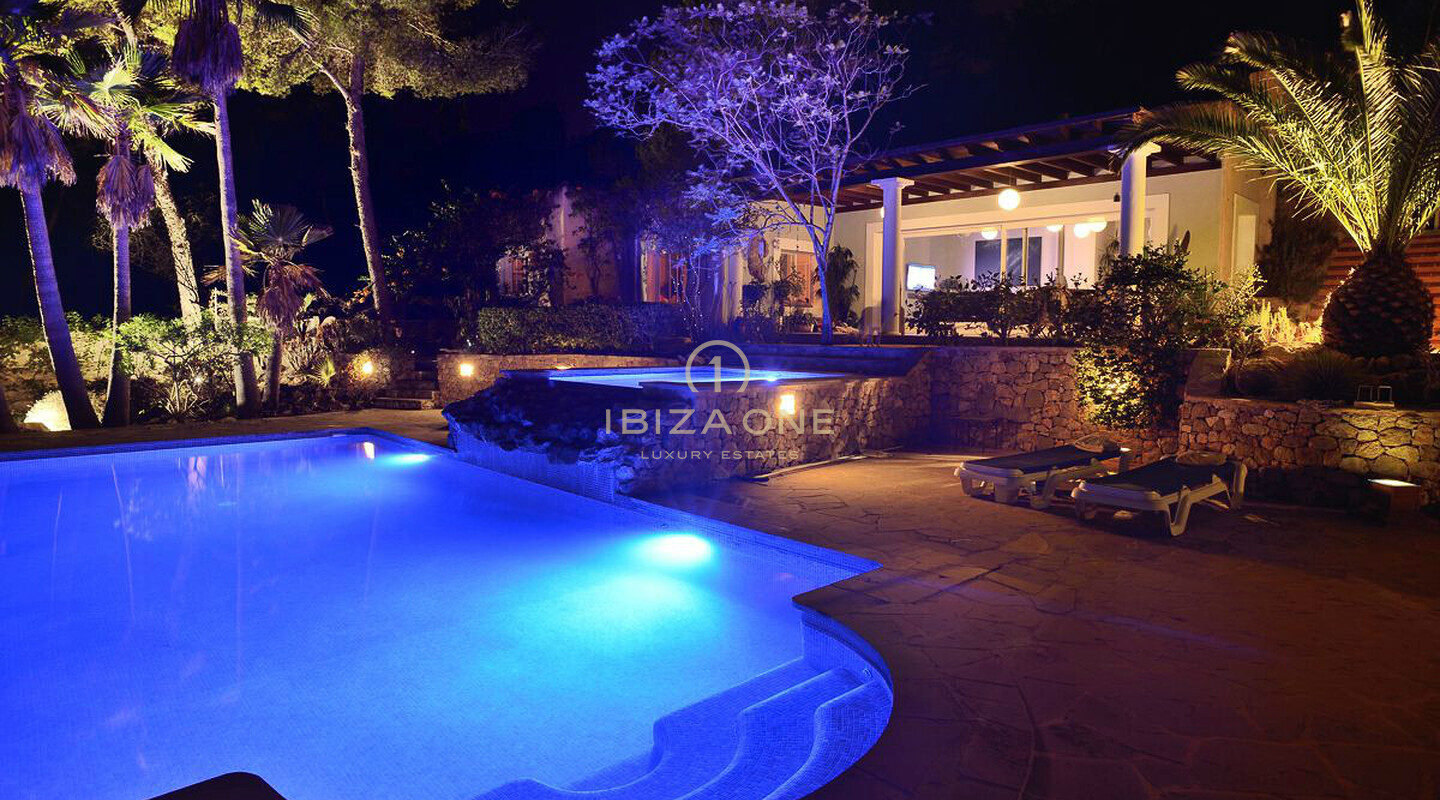 Luxusvilla auf Ibiza in mediterraner Lage zu verkaufen, Ibiza - Luxusvilla auf Ibiza in mediterraner Lage zu vermieten, Ibiza