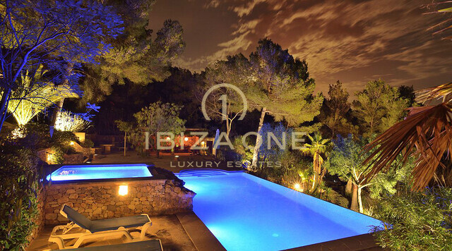 Luxe villa op Ibiza in een mediterrane omgeving te koop, Ibiza - Luxe villa op Ibiza in een mediterrane omgeving te huur, Ibiza