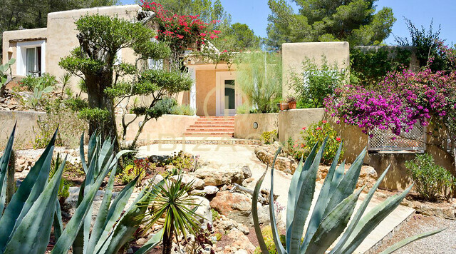 Villa de luxe à Ibiza dans un cadre méditerranéen à vendre, Ibiza - Villa de luxe à Ibiza dans un cadre méditerranéen à louer, Ibiza