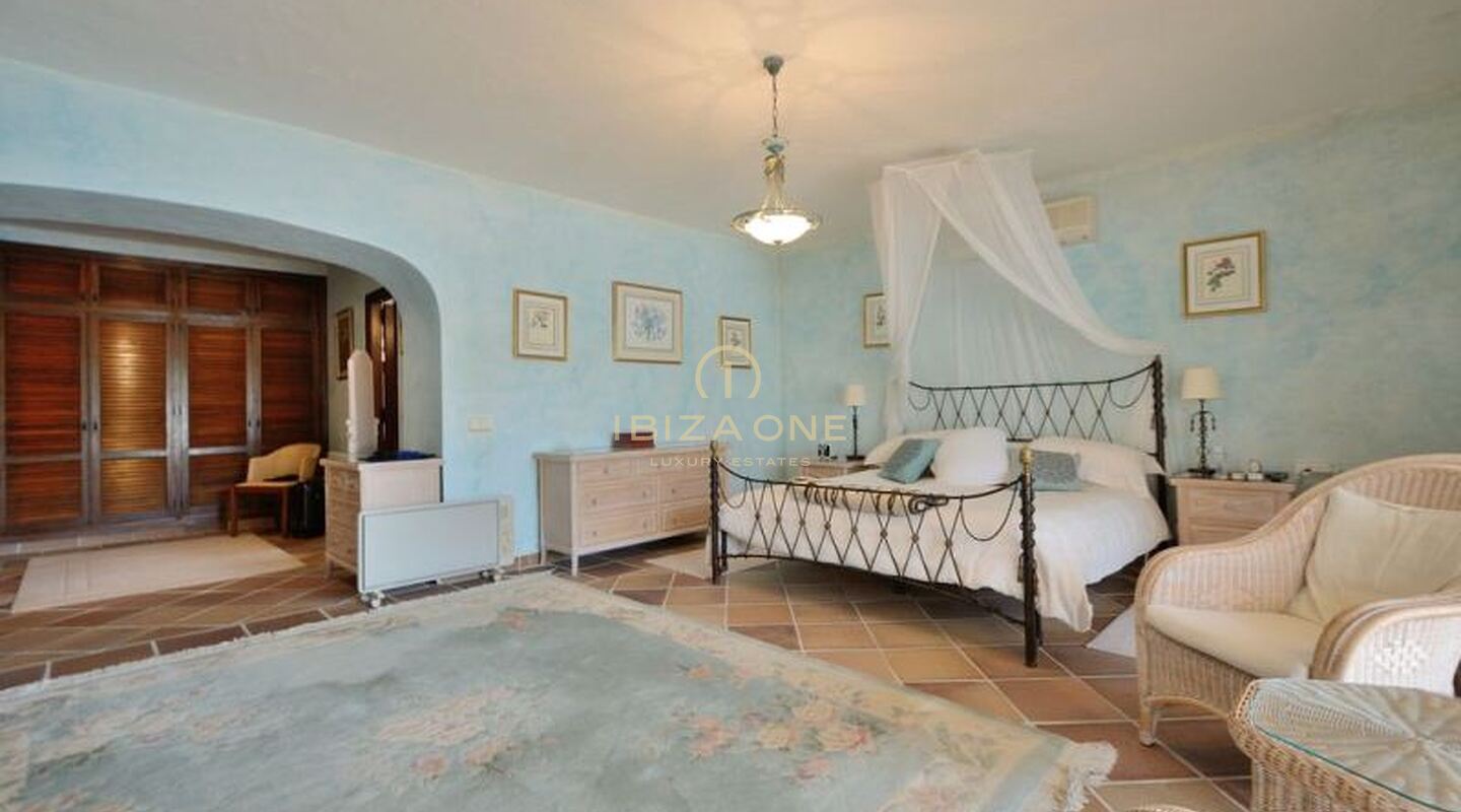 Luxusvilla auf Ibiza im mediterranen Stil zu verkaufen, Ibiza - Luxusvilla auf Ibiza im mediterranen Stil zu vermieten, Ibiza