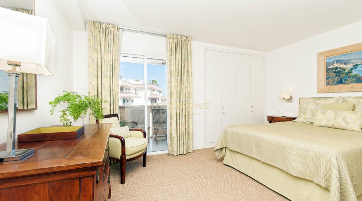 Luxe appartement op Ibiza aan de Paseo Maritimo met uitzicht op Dalt Vila en de zee te koop, Ibiza - Luxe appartement op Ibiza aan de Paseo Maritimo met uitzicht op Dalt Vila en de zee te huur, Ibiza