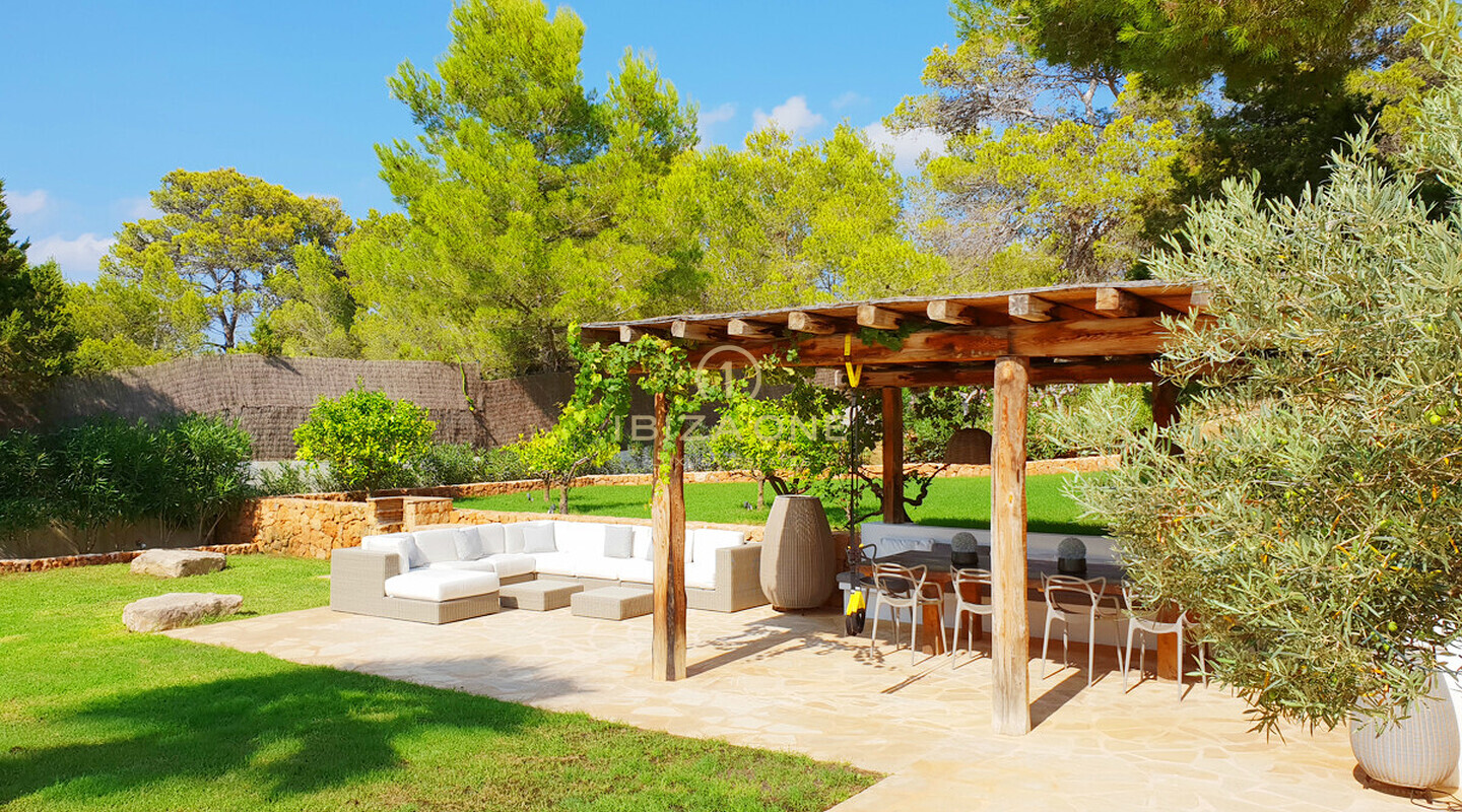 Wunderschöne Luxusvilla mit atemberaubendem Meerblick zu verkaufen, Ibiza - Wunderschöne Luxusvilla mit atemberaubendem Meerblick zu vermieten, Ibiza
