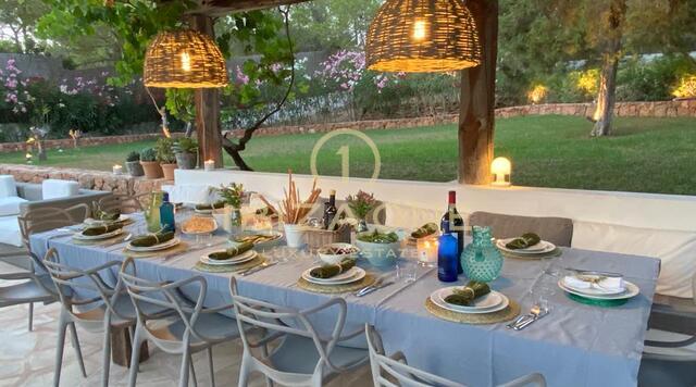 Preciosa villa de lujo con amplias vistas al mar en venta, Ibiza - Preciosa villa de lujo con amplias vistas al mar en alquiler, Ibiza