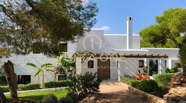 Splendida villa di lusso con vista mozzafiato sul mare in vendita, Ibiza - Splendida villa di lusso con vista mozzafiato sul mare in affitto, Ibiza