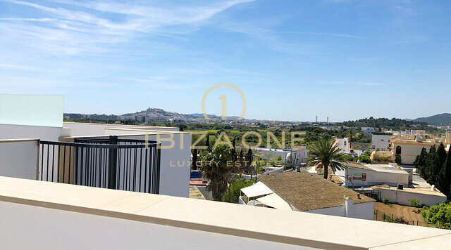 Nieuw gebouwd penthouse op Ibiza met uitzicht op Dalt Vila en de zee te koop, Ibiza - Nieuw gebouwd penthouse op Ibiza met uitzicht op Dalt Vila en de zee te huur, Ibiza
