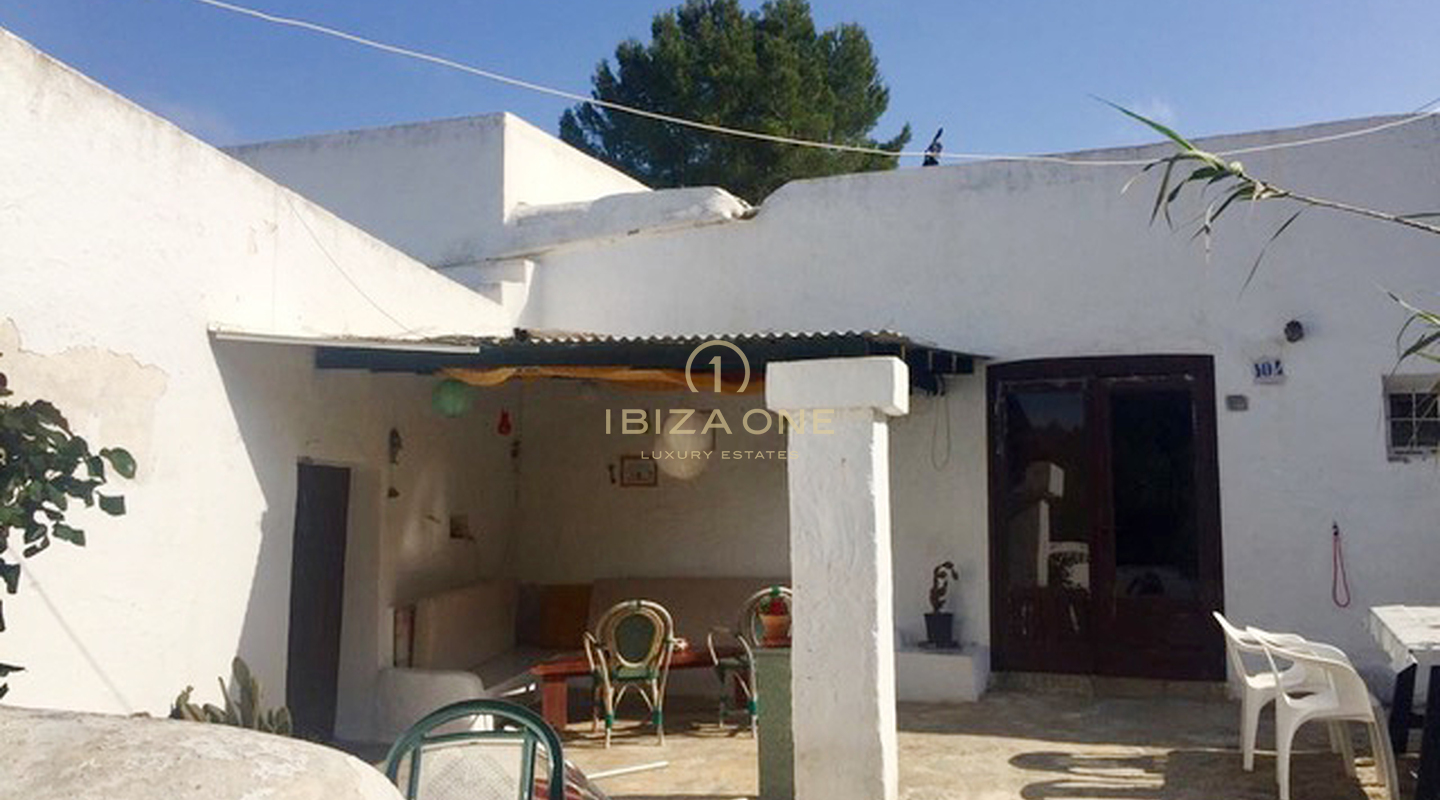Finca original para reformar en Ibiza situada en una zona tranquila con impresionantes vistas al valle de Morna en venta, Ibiza - Finca original para reformar en Ibiza situada en una zona tranquila con impresionantes vistas al valle de Morna en alquiler, Ibiza