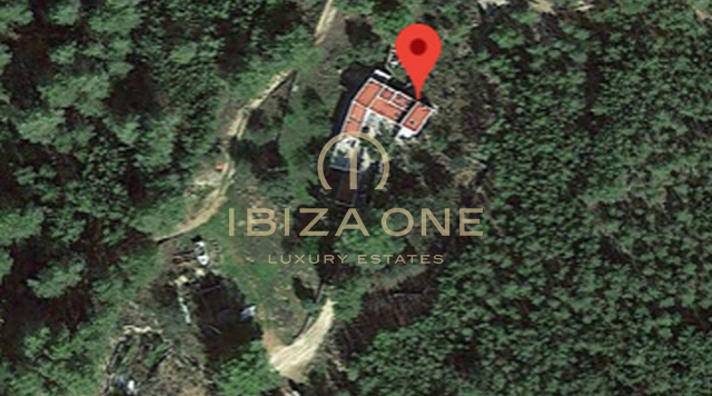 Ursprüngliche Finca zum Renovieren auf Ibiza in ruhiger Lage mit atemberaubender Aussicht über das Morna-Tal zu verkaufen, Ibiza - Ursprüngliche Finca zum Renovieren auf Ibiza in ruhiger Lage mit atemberaubender Aussicht über das Morna-Tal zu vermieten, Ibiza
