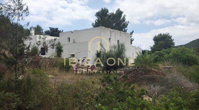 Finca original para reformar en Ibiza situada en una zona tranquila con impresionantes vistas al valle de Morna en venta, Ibiza - Finca original para reformar en Ibiza situada en una zona tranquila con impresionantes vistas al valle de Morna en alquiler, Ibiza