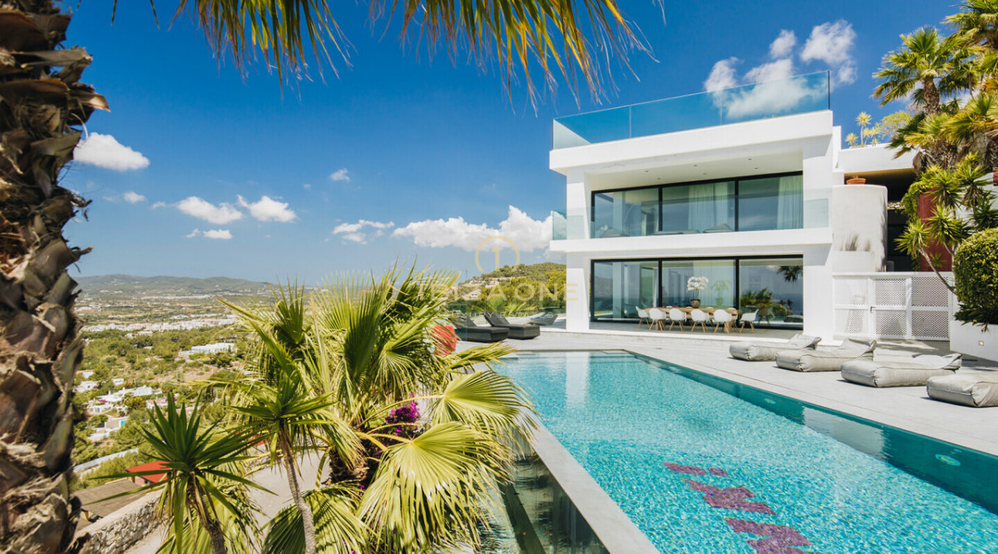 Modern luxury villa close to Ibiza with views to the sea and Ibiza town for rent and this luxury villa is for sale, Ibiza - Modern luxury villa close to Ibiza with views to the sea and Ibiza town for rent and this luxury villa is for rent, Ibiza