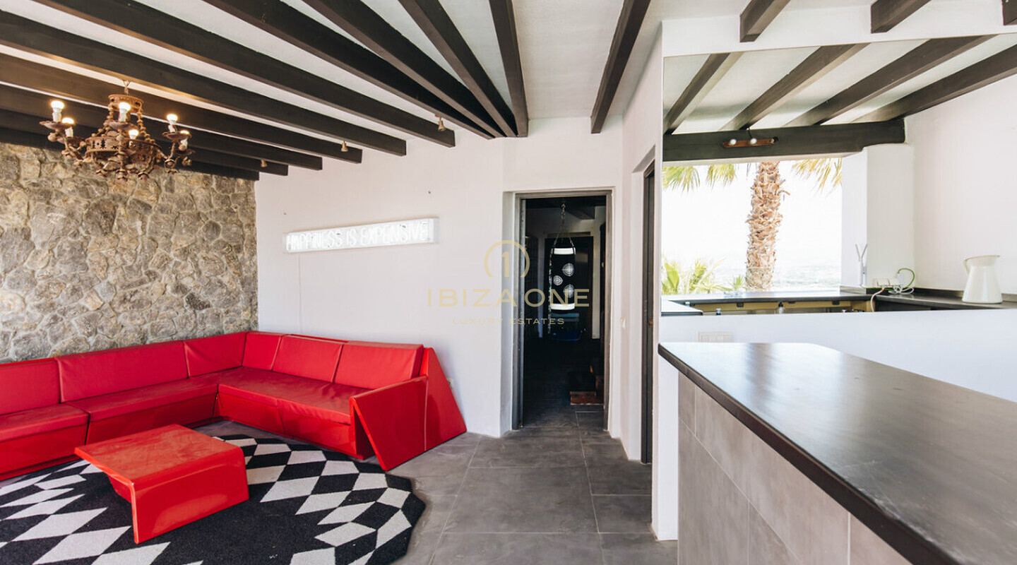 Villa de luxe moderne près d'Ibiza avec vue sur la mer et la ville d'Ibiza à louer et cette villa de luxe est à vendre, Ibiza - Villa de luxe moderne près d'Ibiza avec vue sur la mer et la ville d'Ibiza à louer et cette villa de luxe est à louer, Ibiza