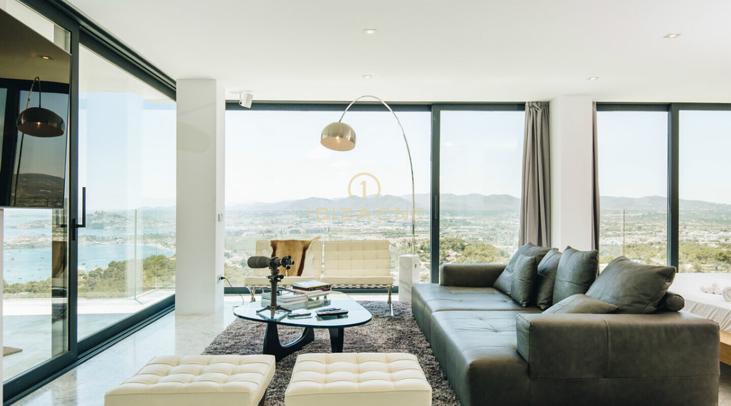 Moderna villa de lujo cerca de Ibiza con vistas al mar y a la ciudad de Ibiza en alquiler y esta villa de lujo está en venta, Ibiza - Moderna villa de lujo cerca de Ibiza con vistas al mar y a la ciudad de Ibiza en alquiler y esta villa de lujo está en venta, Ibiza