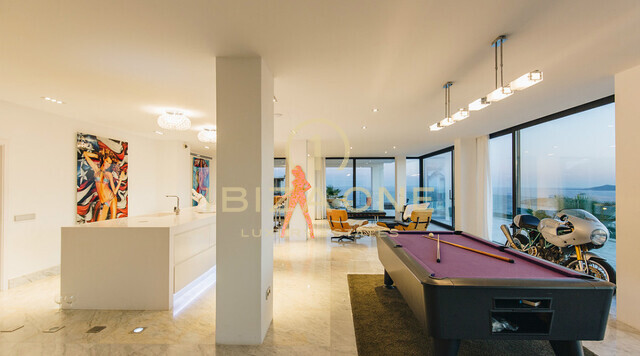 Villa de luxe moderne près d'Ibiza avec vue sur la mer et la ville d'Ibiza à louer et cette villa de luxe est à vendre, Ibiza - Villa de luxe moderne près d'Ibiza avec vue sur la mer et la ville d'Ibiza à louer et cette villa de luxe est à louer, Ibiza