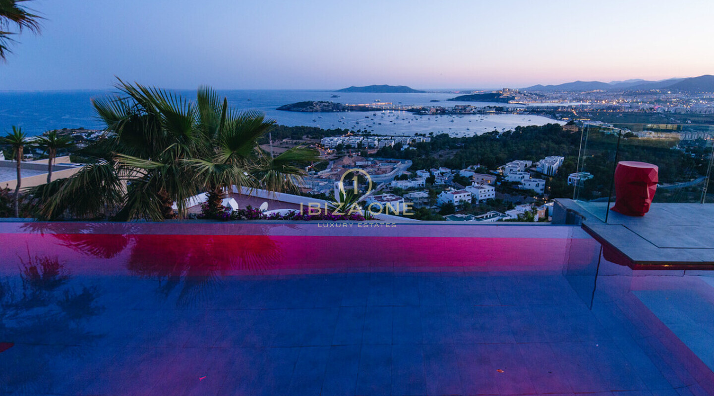 Moderna villa de lujo cerca de Ibiza con vistas al mar y a la ciudad de Ibiza en alquiler y esta villa de lujo está en venta, Ibiza - Moderna villa de lujo cerca de Ibiza con vistas al mar y a la ciudad de Ibiza en alquiler y esta villa de lujo está en venta, Ibiza