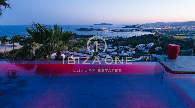Moderna villa de lujo cerca de Ibiza con vistas al mar y a la ciudad de Ibiza en alquiler y esta villa de lujo está en venta, Ibiza - Moderna villa de lujo cerca de Ibiza con vistas al mar y a la ciudad de Ibiza en alquiler y esta villa de lujo está en venta, Ibiza