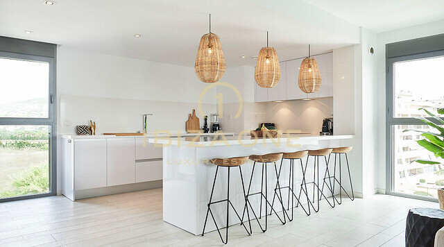 Apartamento de lujo de 3 dormitorios en Ibiza con vistas directas a Dalt Vila en venta, Ibiza - Apartamento de lujo de 3 dormitorios en Ibiza con vistas directas a Dalt Vila en alquiler, Ibiza