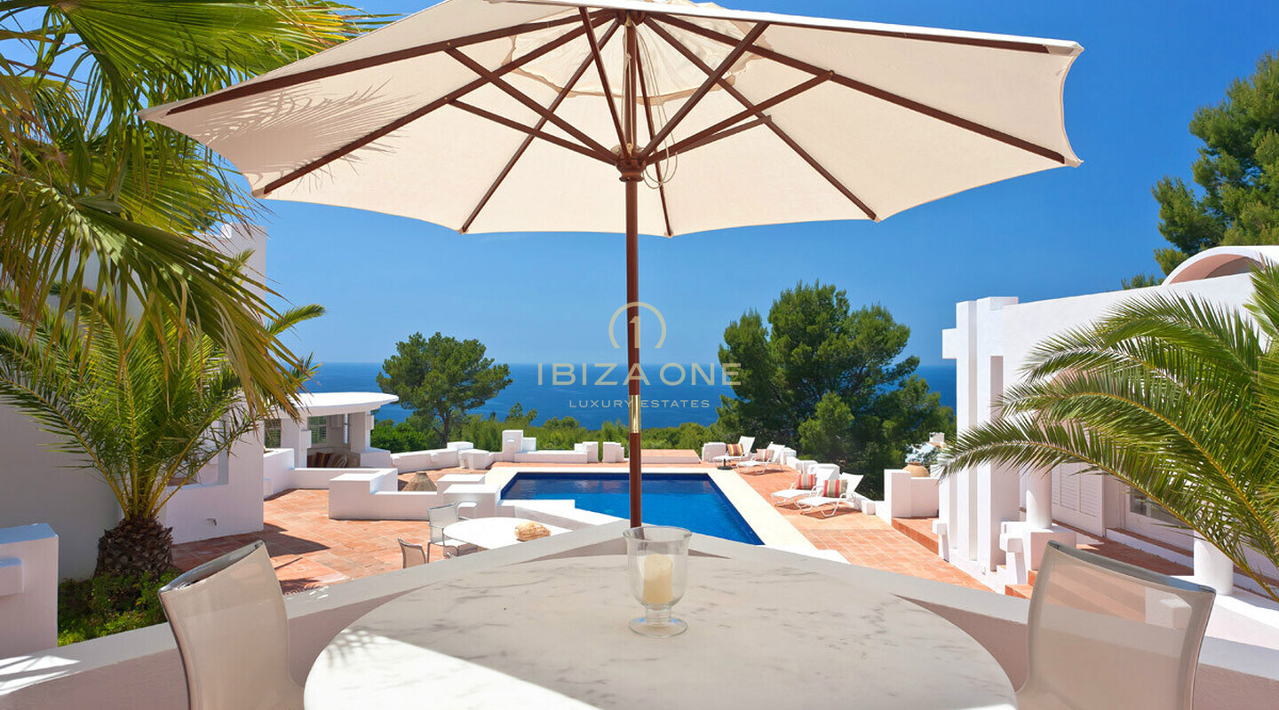 Lussuosa villa con vista mare a Calo d'en Real in vendita, Ibiza