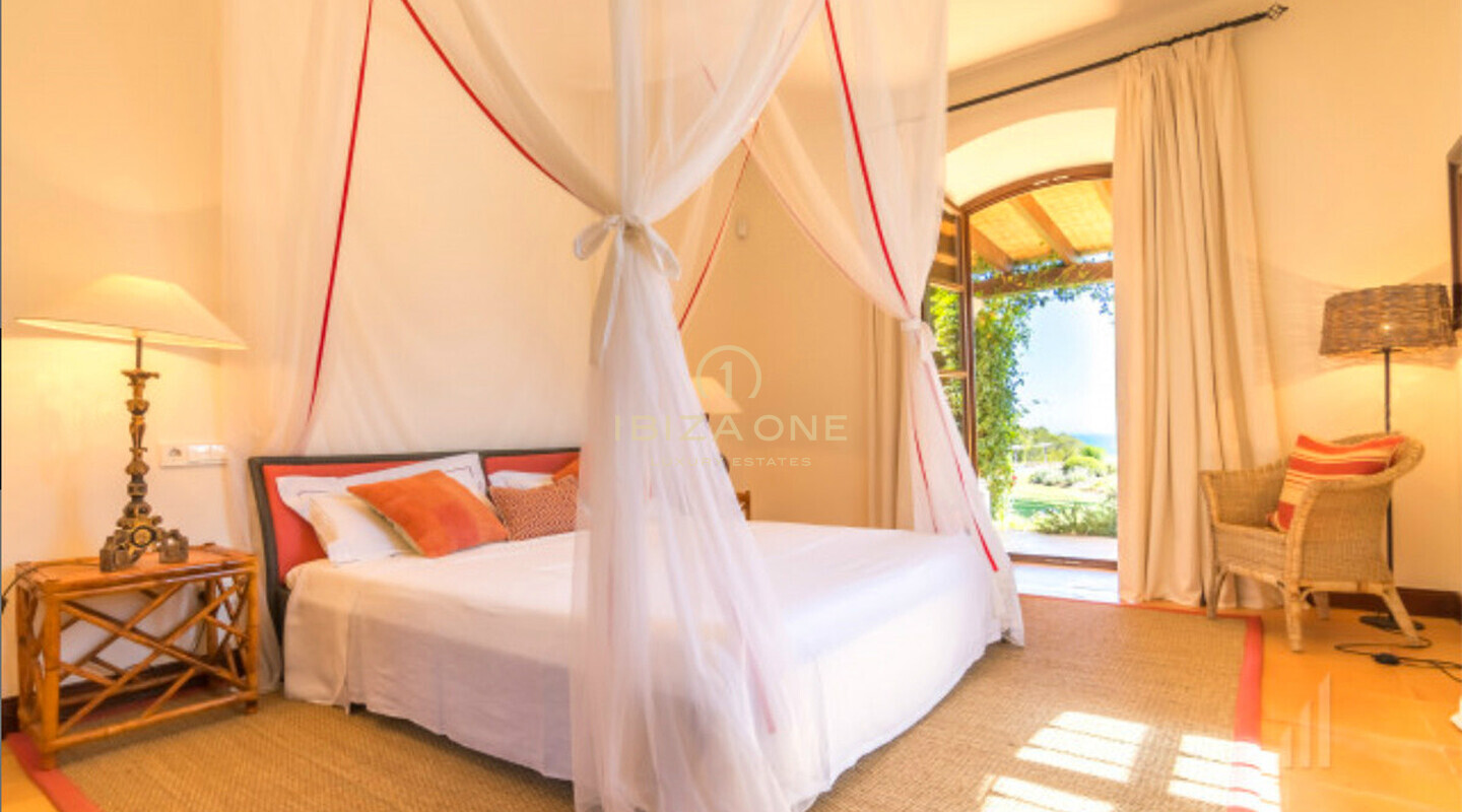 Proprietà di lusso esclusiva e unica con eliporto e vista mare a Ibiza in vendita, Ibiza - Proprietà di lusso esclusiva e unica con eliporto e vista mare a Ibiza in affitto, Ibiza