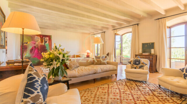 Propriété de luxe exclusive unique avec héliport et vue sur la mer à Ibiza à vendre, Ibiza - Propriété de luxe exclusive unique avec héliport et vue sur la mer à Ibiza à louer, Ibiza