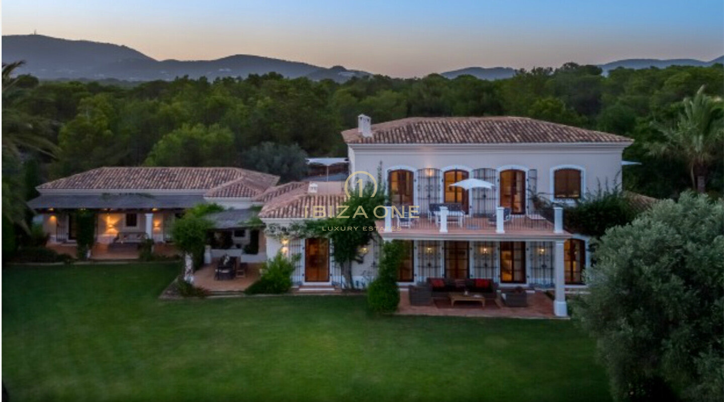 Proprietà di lusso esclusiva e unica con eliporto e vista mare a Ibiza in vendita, Ibiza - Proprietà di lusso esclusiva e unica con eliporto e vista mare a Ibiza in affitto, Ibiza